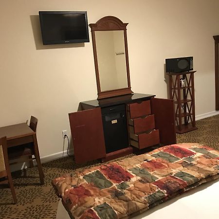 Waterbury Big Apple Motel Esterno foto