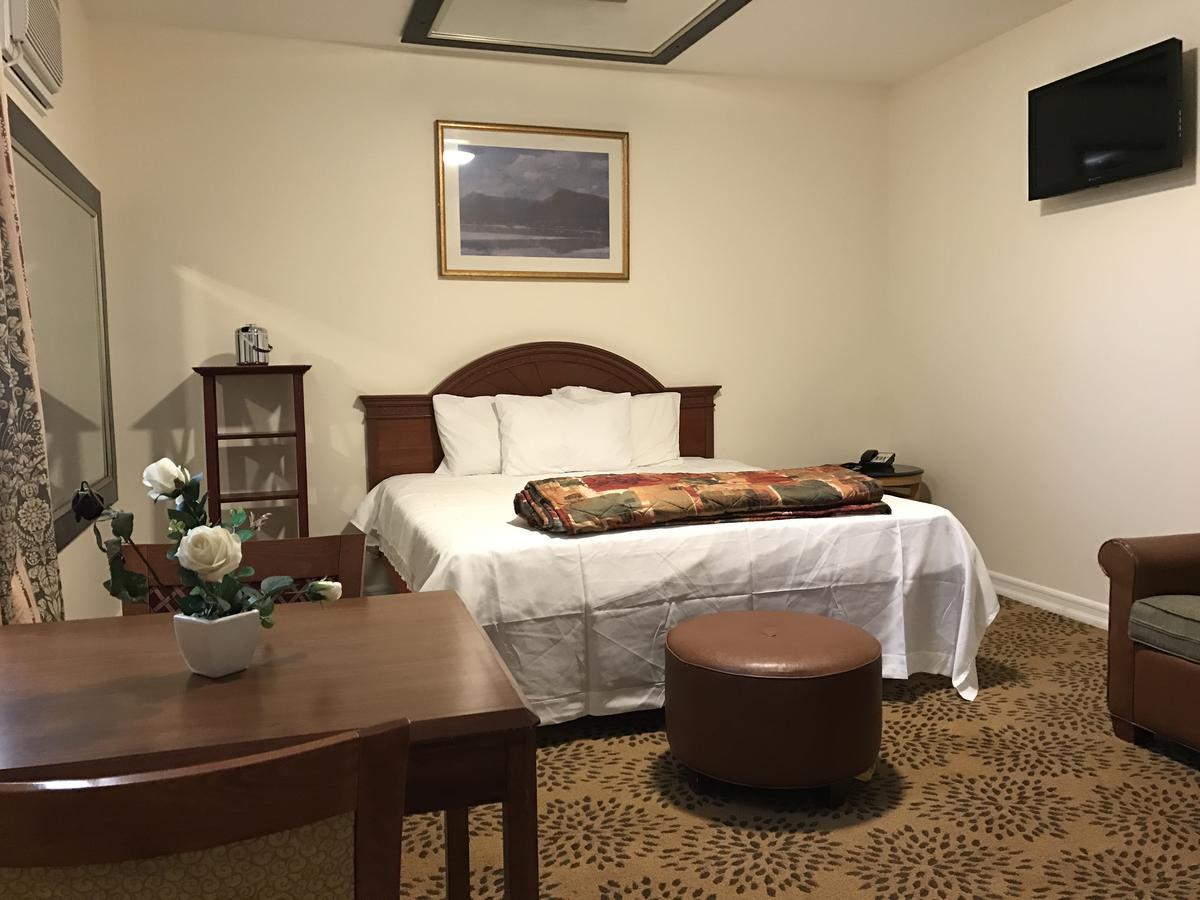 Waterbury Big Apple Motel Esterno foto