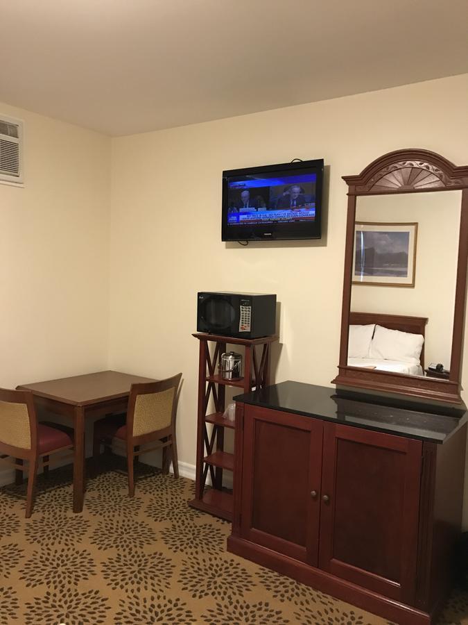 Waterbury Big Apple Motel Esterno foto